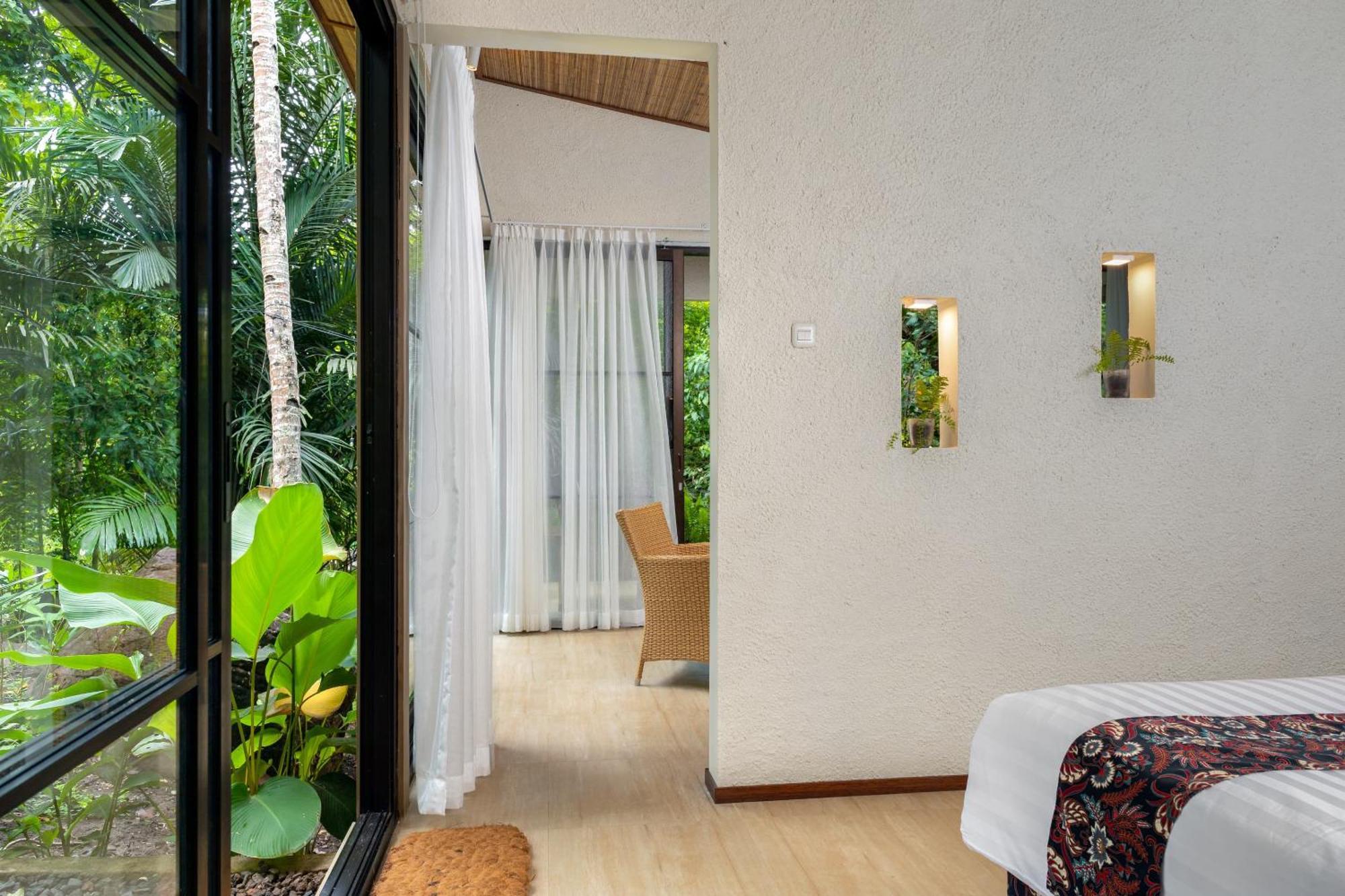Thalassa Dive & Wellbeing Resort Manado Exterior photo
